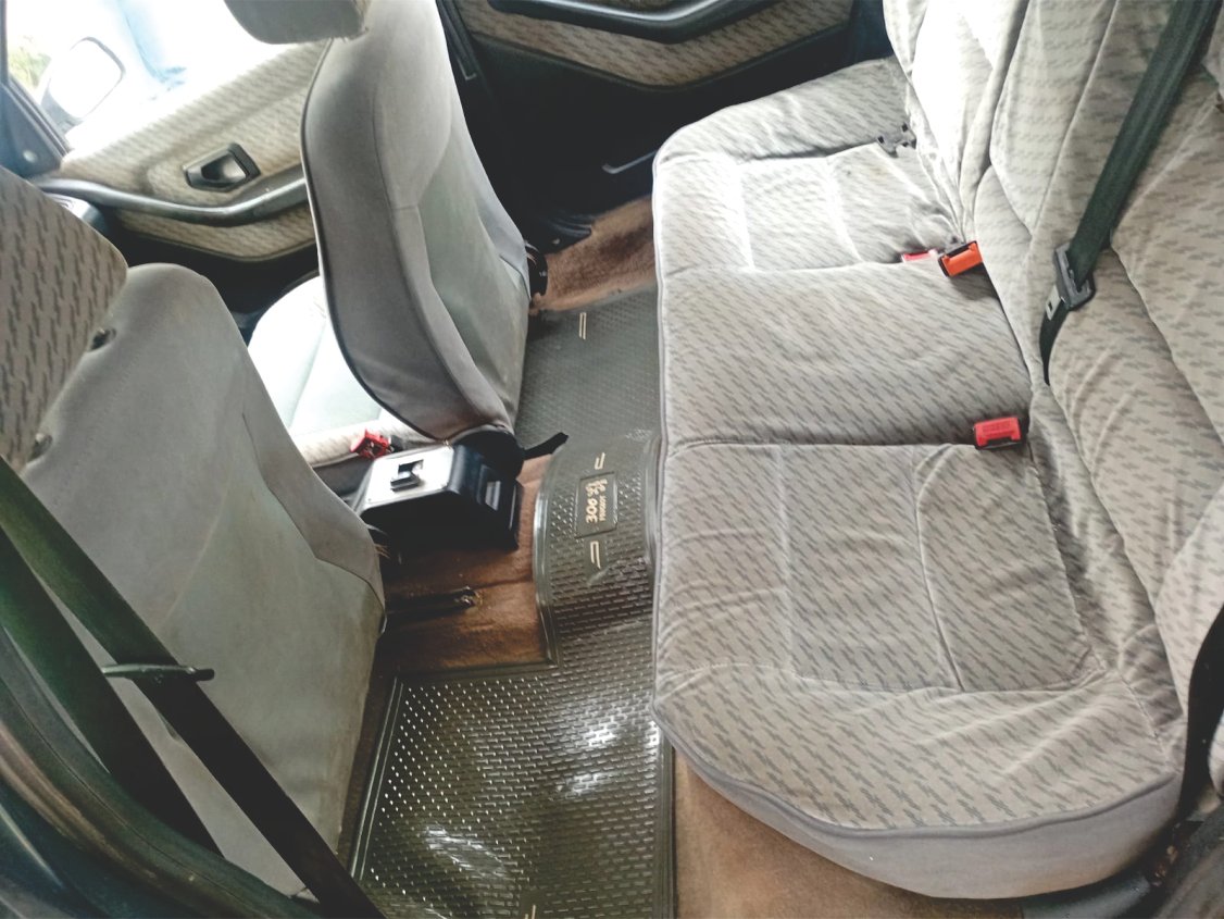 Peugeot 306 $ 5.000.000