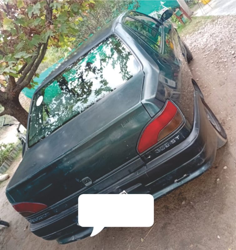 Peugeot 306 $ 5.000.000