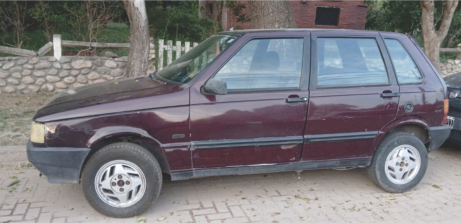 Fiat Uno $ 5.000.000