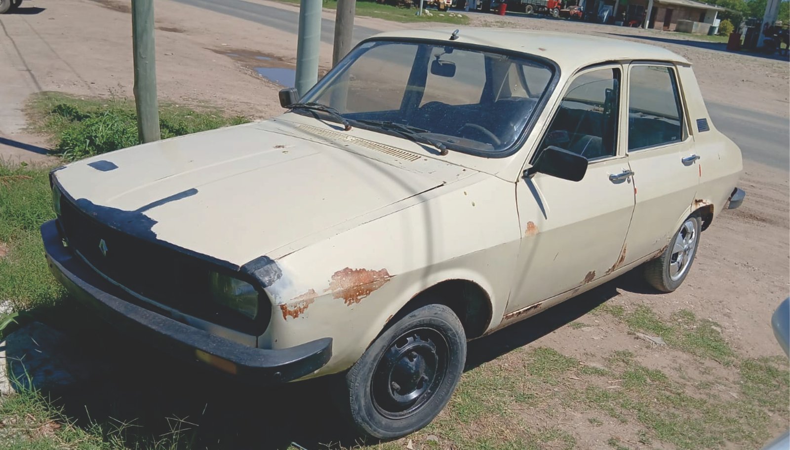 Renault 12 $ 2.000.000
