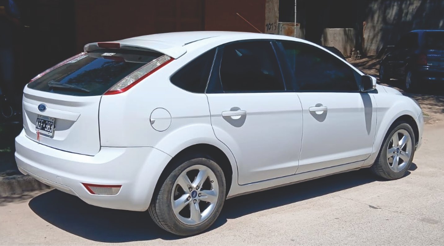 Ford Focus $ 12.000.000