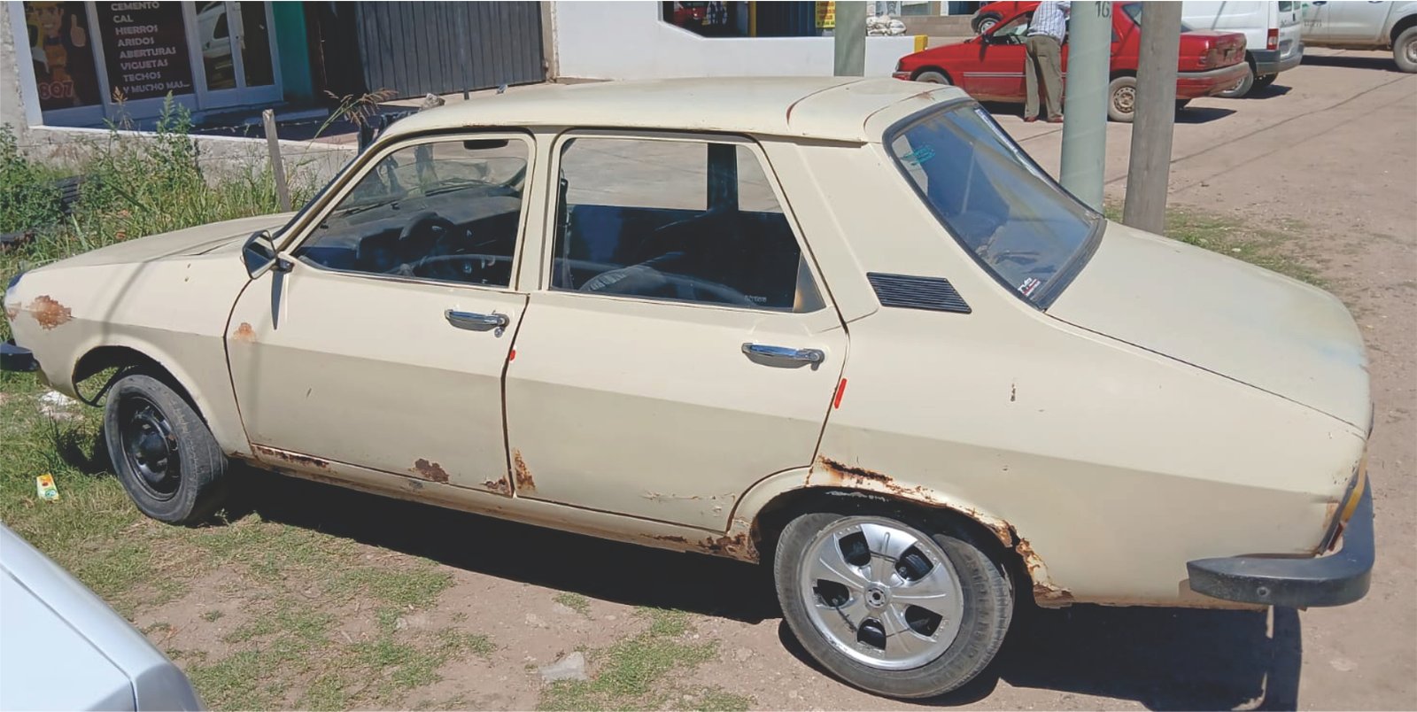 Renault 12 $ 2.000.000