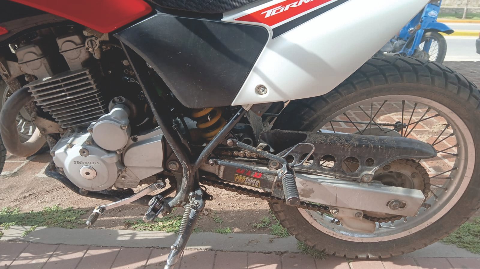 Honda tornado $ 6.500.000