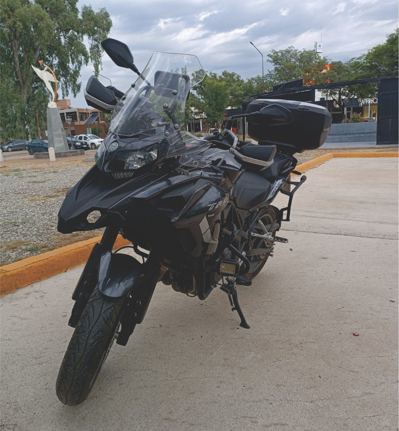 Benelli 7.500 dólares