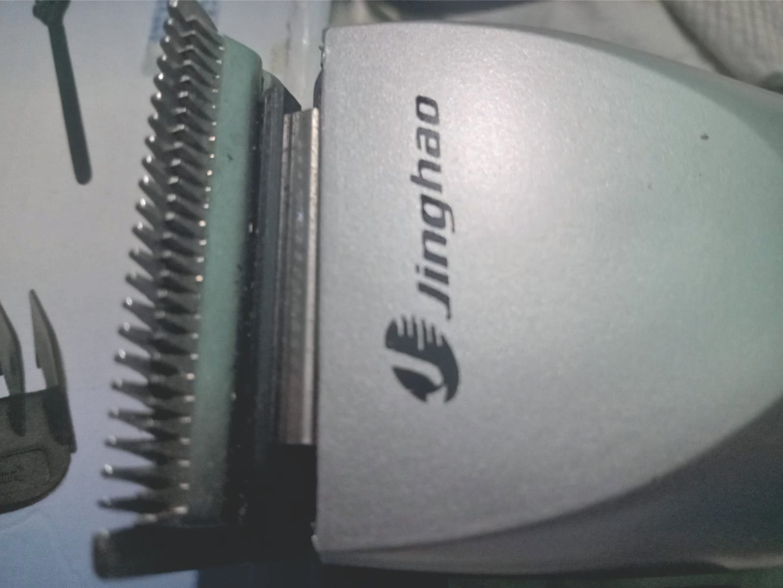 Cortadora de pelo $ 20 mil