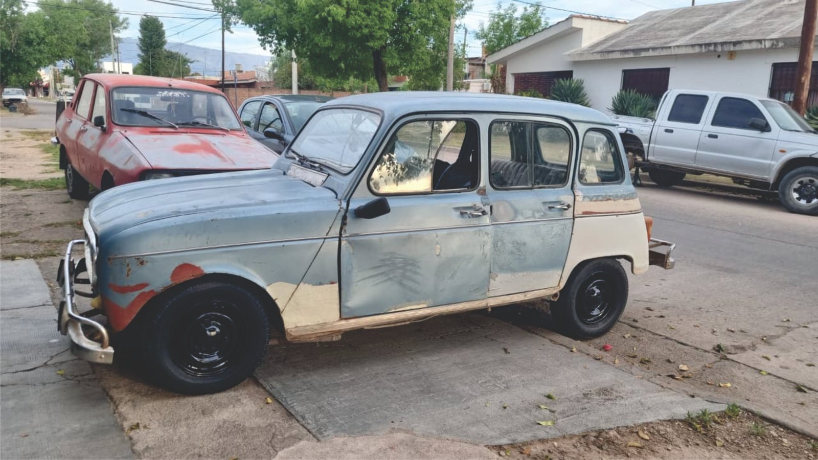 Renault 4 $ 1.500.000