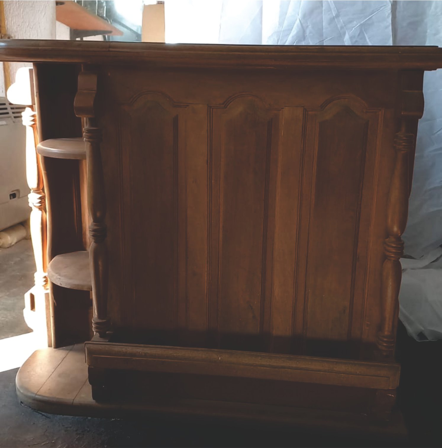 Mueble algarrobo $ 500 mil