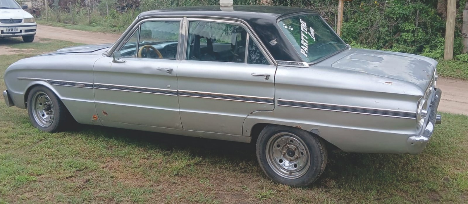 Ford Falcon $ 4.000.000
