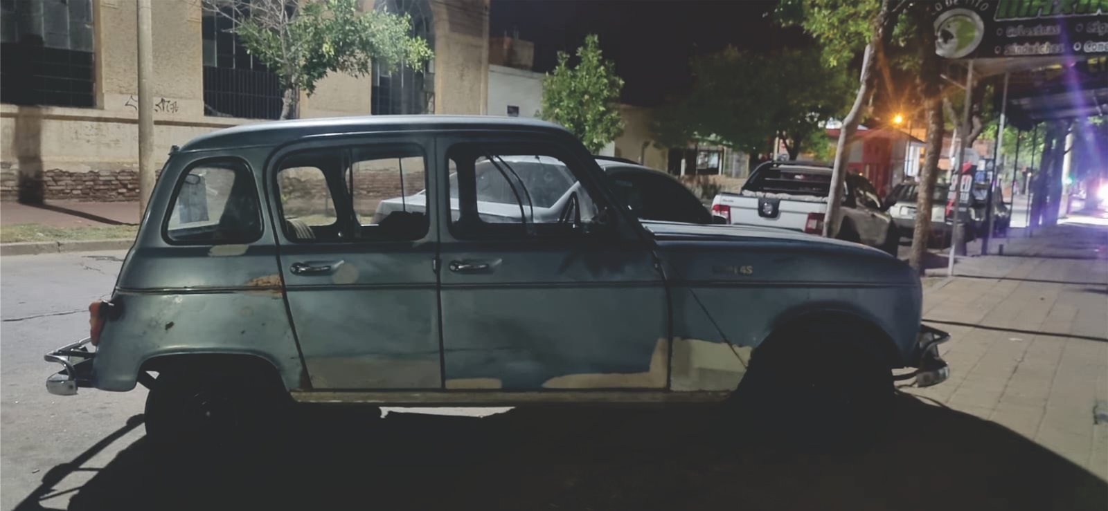 Renault 4 $ 1.500.000