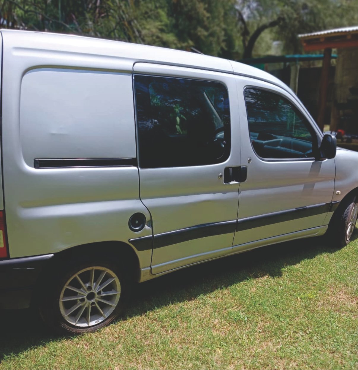Peugeot Parthner $ 11.000.000