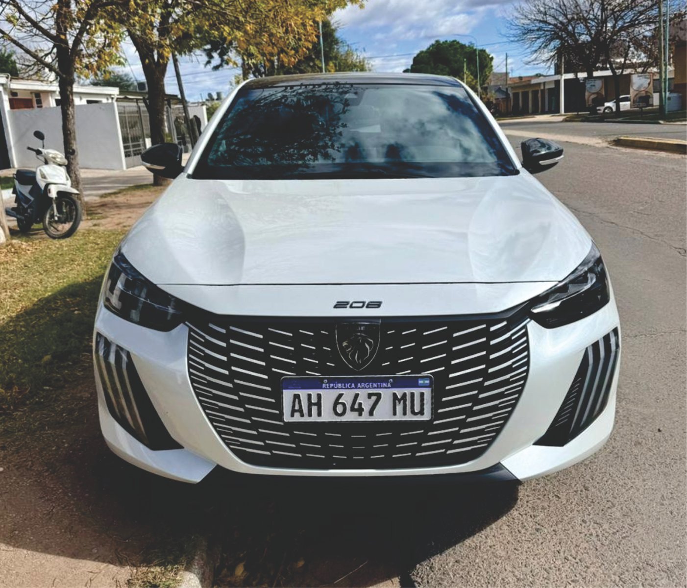 Peugeot 208 GT
