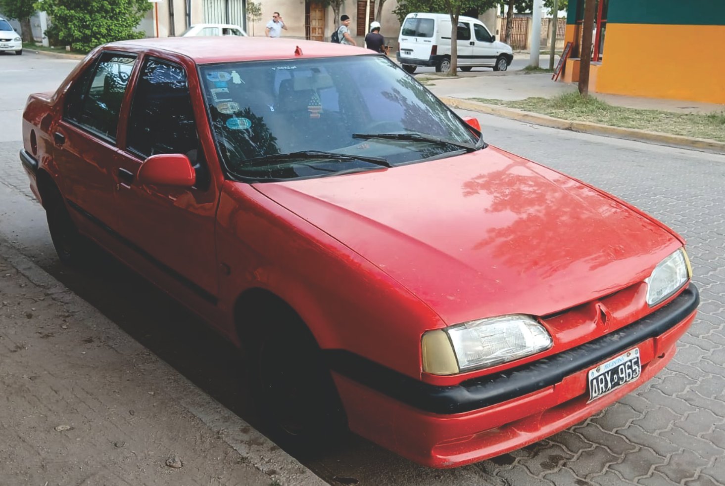 Renault 19