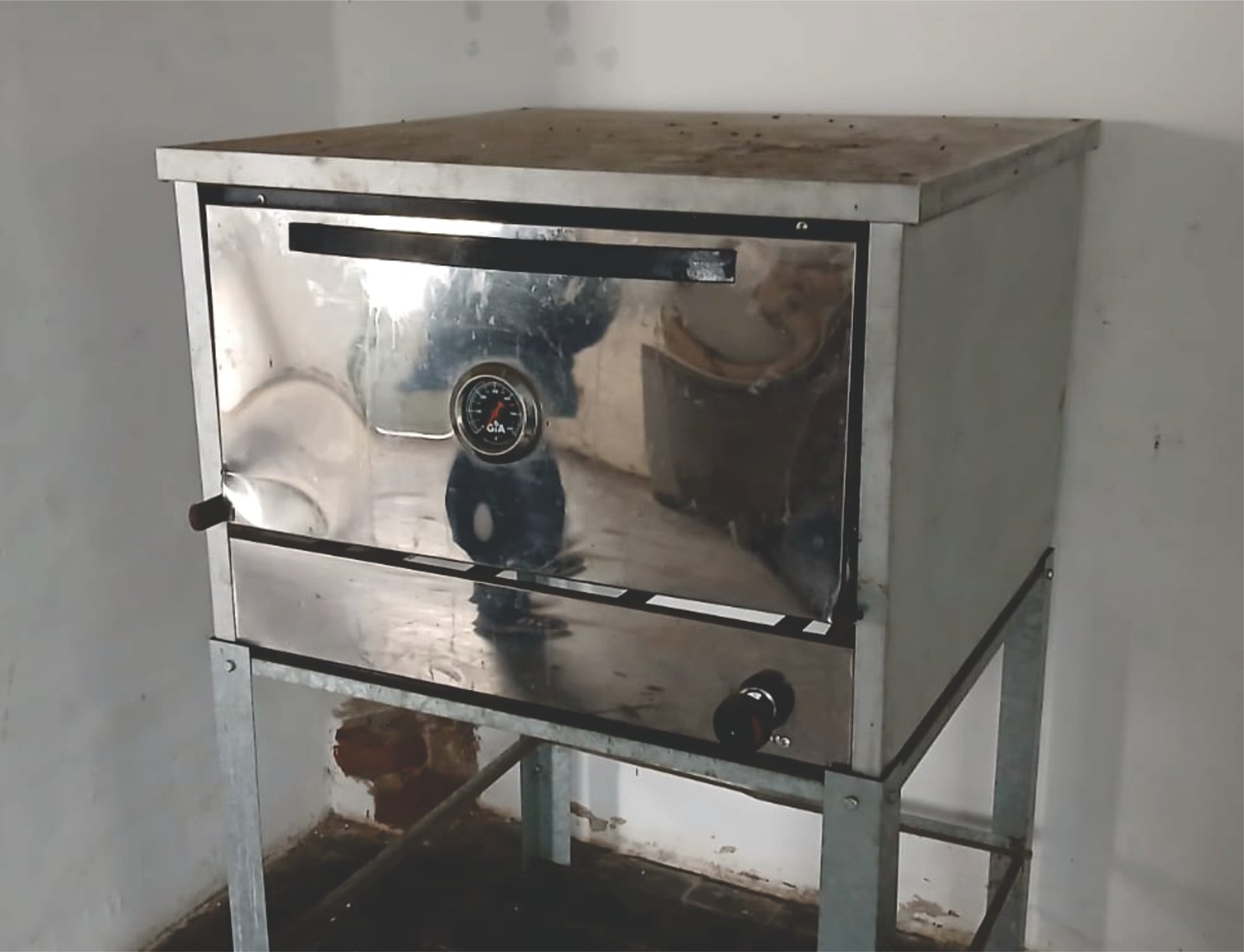 Horno pizzero $ 300 mil