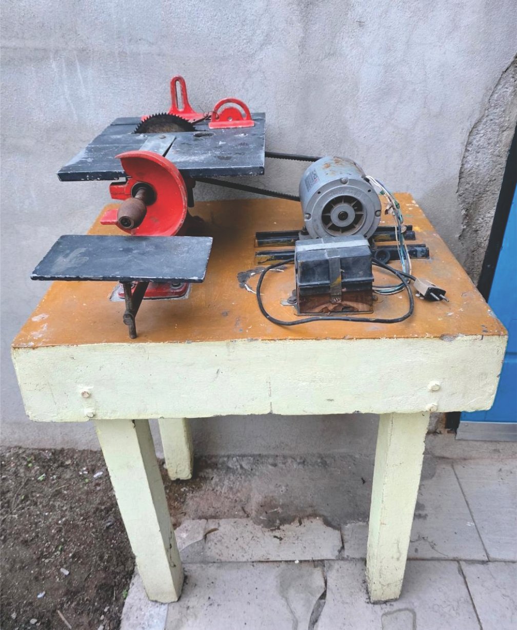 Combinada de carpintería en V. Dolores