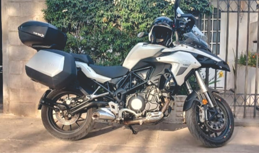 Benelli TRK 502  7.000 dólares