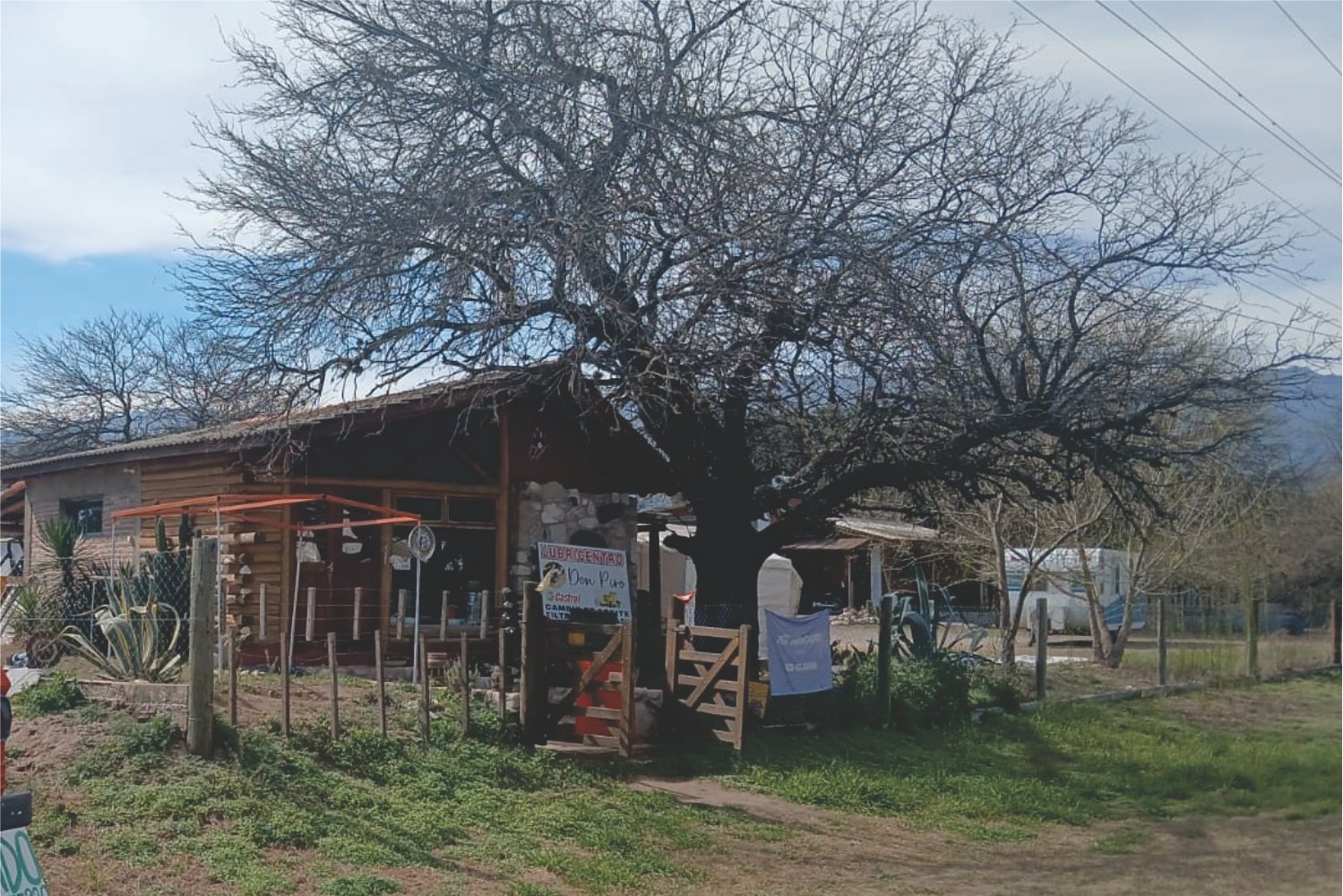 Alquilo local Las Tapias