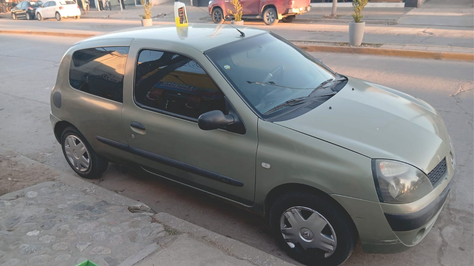 Renault Clio $ 7.000.000