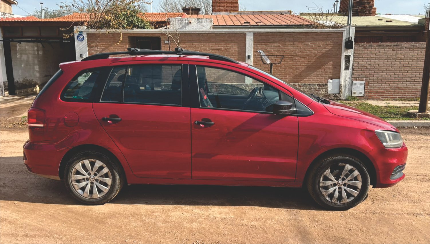VW Suran
