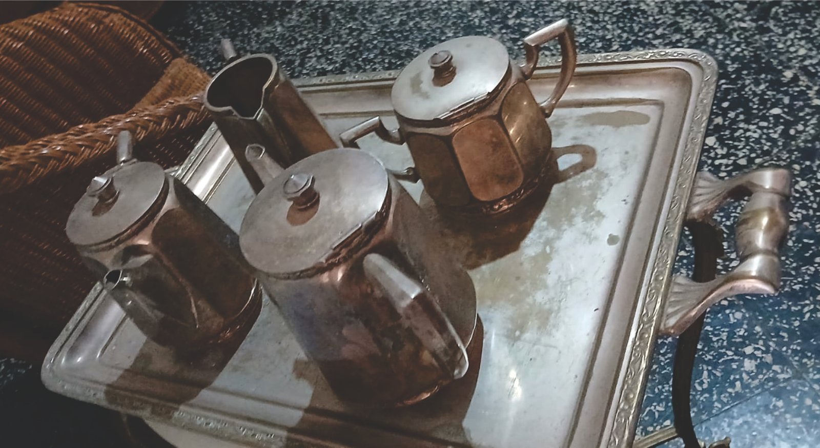 Juego de té antiguo