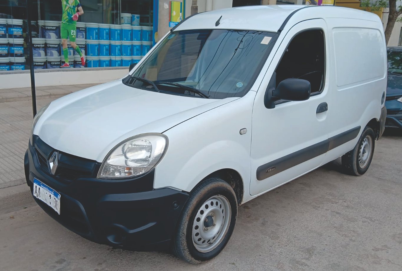 Renault Kangoo $ 13.000.000