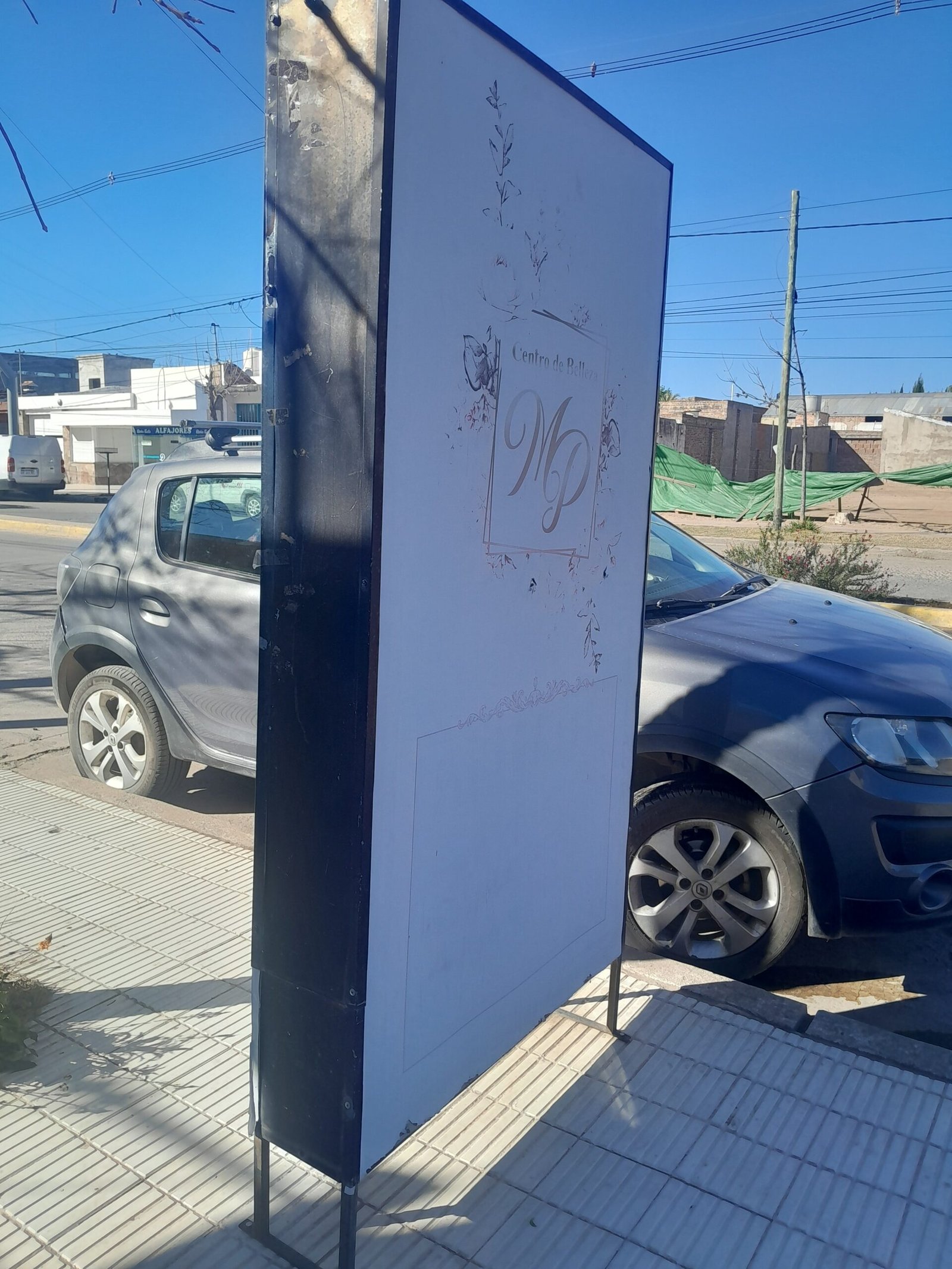 Cartel comercial