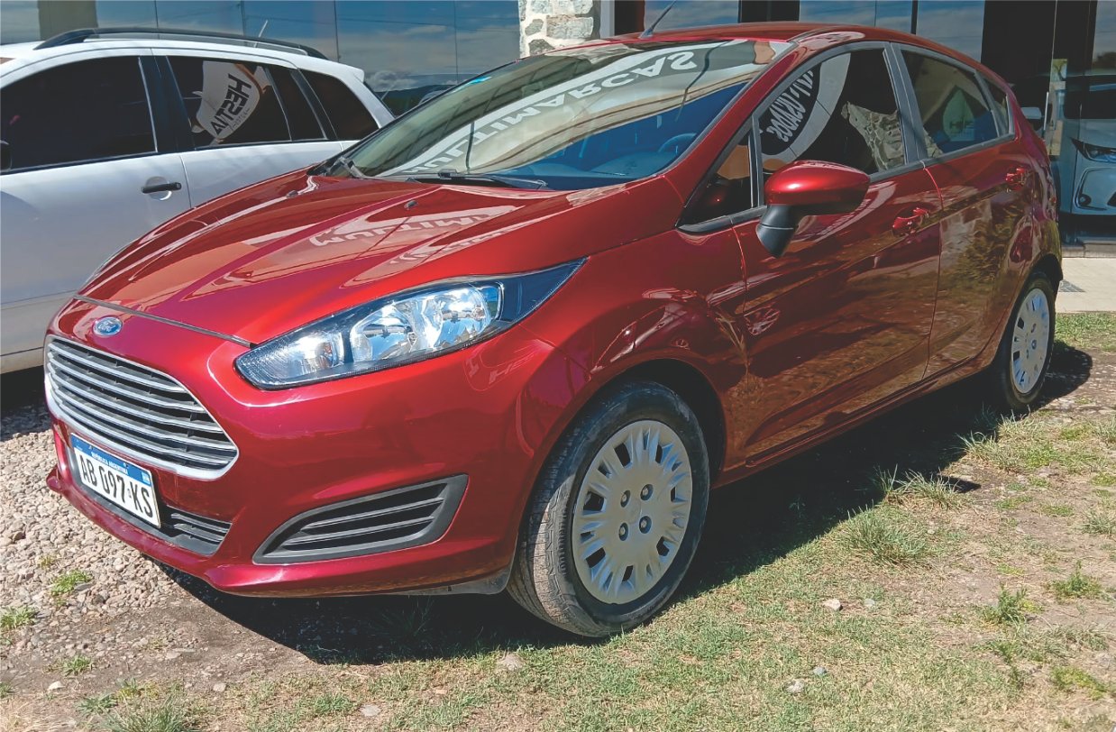 Ford Fiesta $ 18.500.000