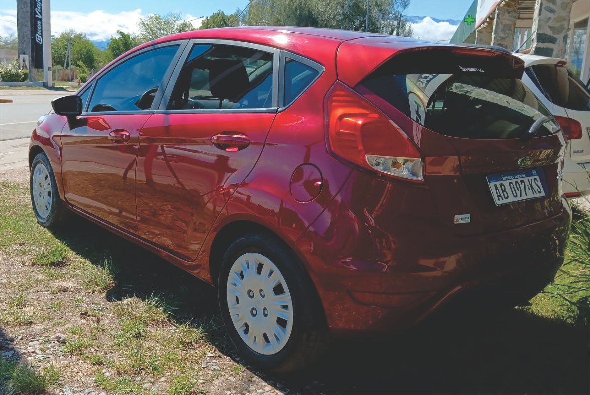 Ford Fiesta $ 18.500.000